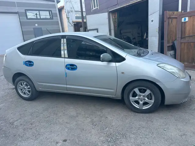 Toyota Prius 20