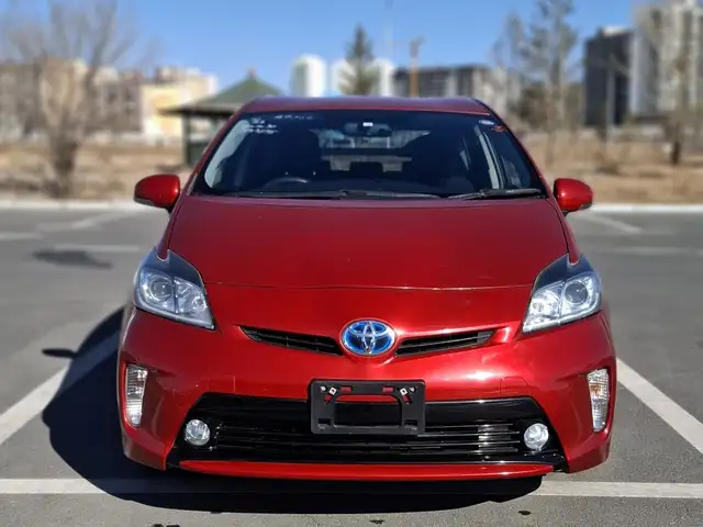 Toyota Prius 30