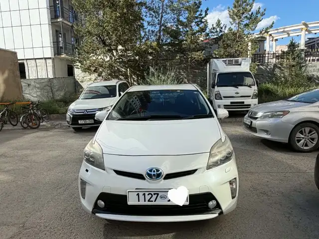 Toyota Prius 30