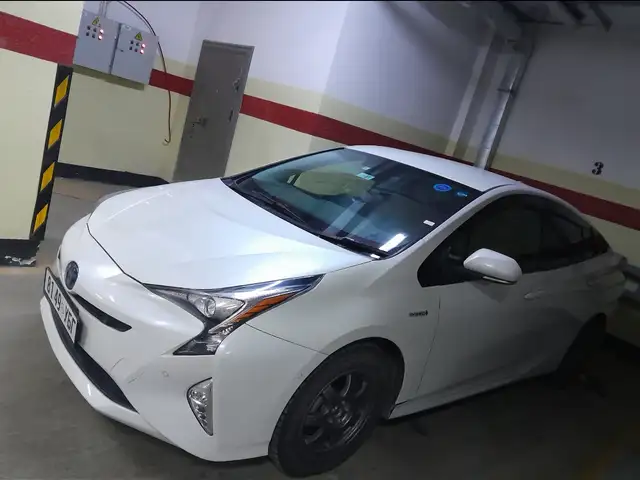 Toyota Prius 50