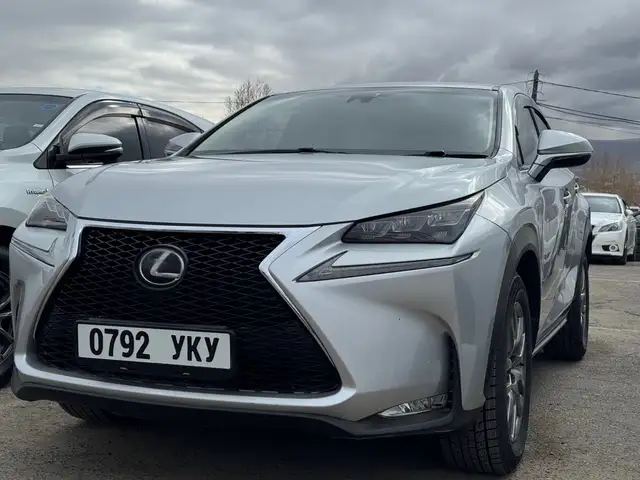 Lexus NX