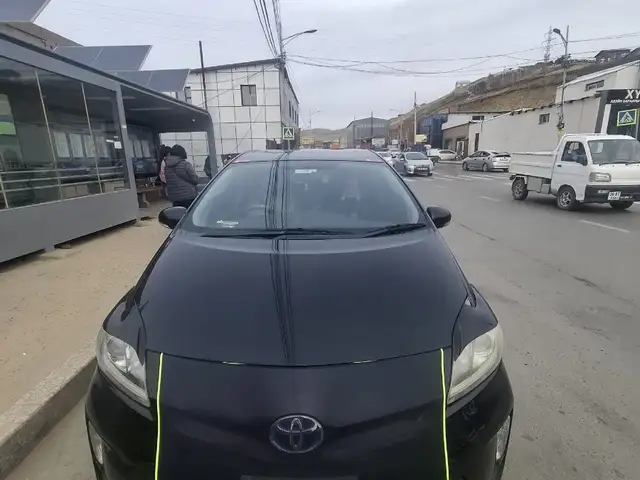 Toyota Prius 30