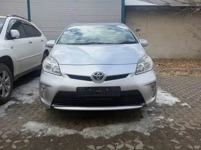 Toyota Prius 30