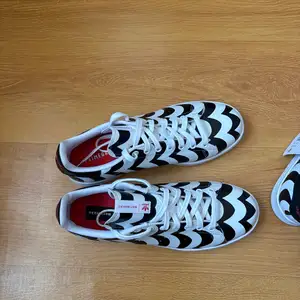 Adidas x marimekko stan smith laine wave пүүз, Улаанбаатар — Сүхбаатар — 11-р хороолол