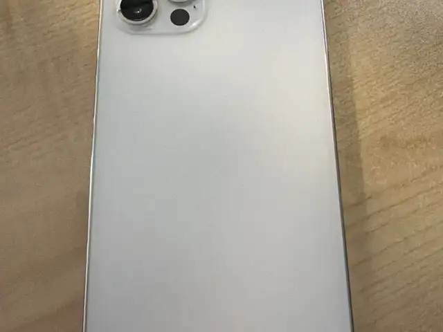Apple iPhone 12 Pro, 128 gb, Silver, Улаанбаатар — Сүхбаатар — 8-р хороо