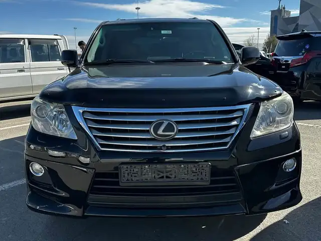Lexus LX 570