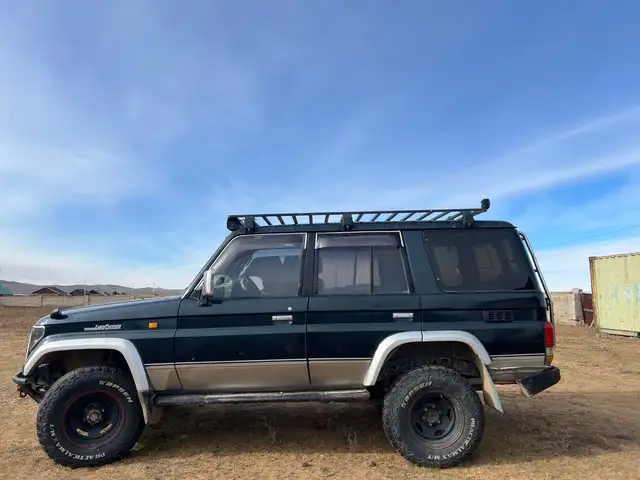 Toyota Land Cruiser 70