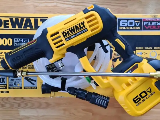 Dewalt 1000PSI, Улаанбаатар — Хан-Уул — 11-р хороо