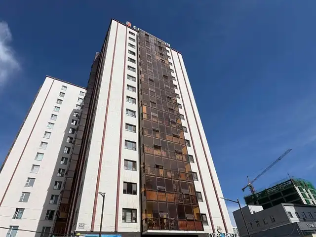СБД 9-р хороо CASTLE TOWN хотхон 1-р ээлжинд 3 өрөө орон сууц худалдана, Улаанбаатар — Сүхбаатар — 9-р хороо