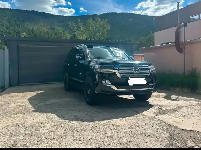 Toyota Land Cruiser 200