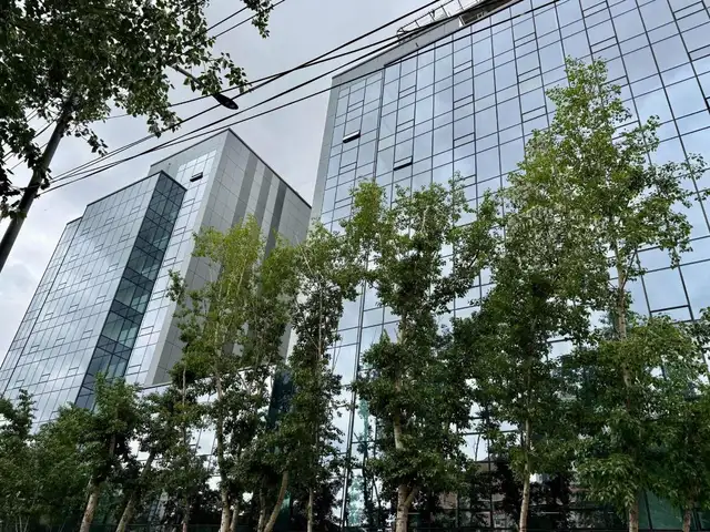 Циркийн чанх урд mega centro 50мкв үйлчилгээний талбай, Улаанбаатар — Сүхбаатар — Цирк