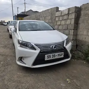 Lexus HS
