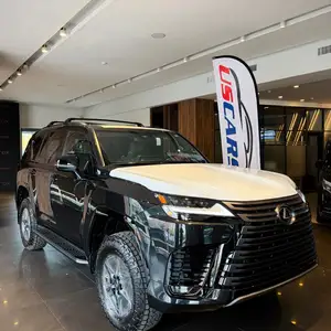 Lexus LX 700