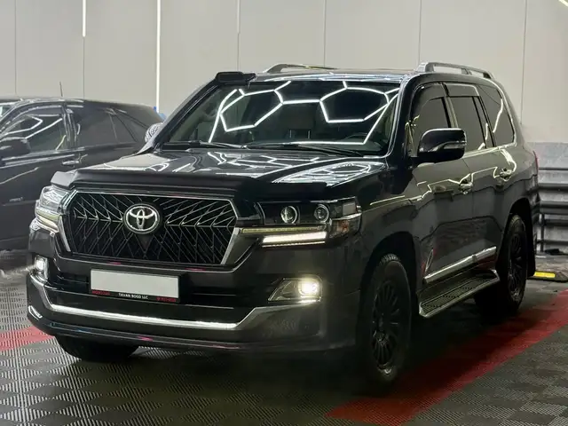 Toyota Land Cruiser 200
