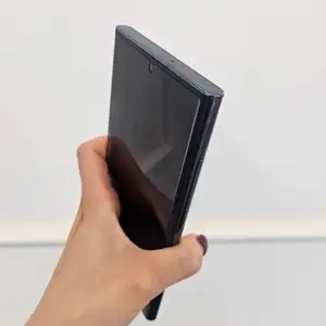 S22ultra Iphone, Улаанбаатар — Сонгинохайрхан — 1-р хороолол