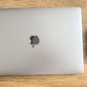 Apple 13.3, Intel Core i5, 8 GB RAM, 256 GB, Улаанбаатар — Сүхбаатар — 1-р хороо