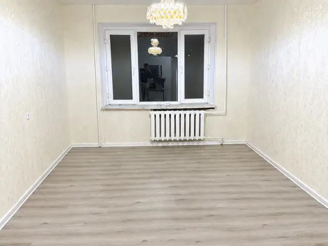 1-р хорооллын 1 байранд 9 орц 3 давхарт засвартай 3 өрөө байр 80мкв, Улаанбаатар — Сонгинохайрхан — 1-р хороолол