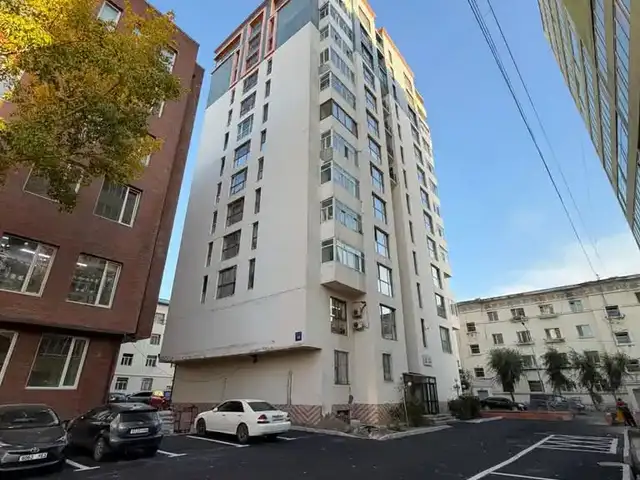 Уид-ийн баруун талд авзагын байранд 162м² 4 өрөө, Улаанбаатар — Чингэлтэй — 3-р хороо