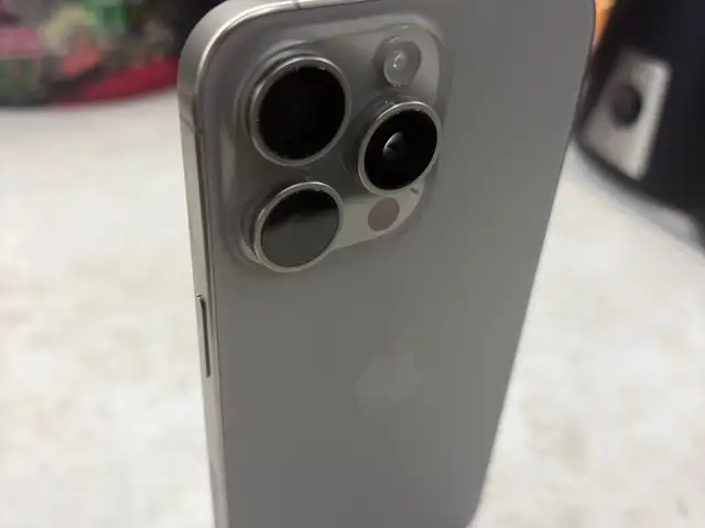 Iphone 15 pro max 256gb, Улаанбаатар — Сүхбаатар — 100 айл