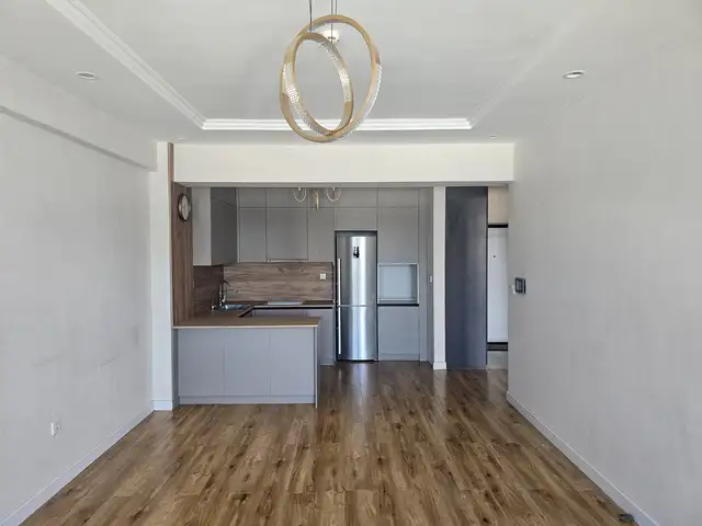 Hud misheeld 2 uruu bair, dulaan garage 58m2, Улаанбаатар — Хан-Уул — 20-р хороо