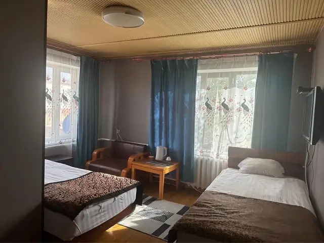 Өмнөговь буудлын өрөө, Өмнөговь