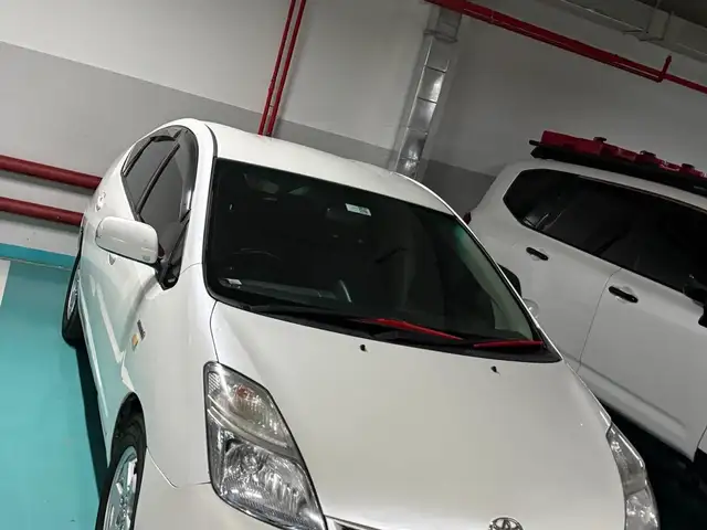 Toyota Prius 20