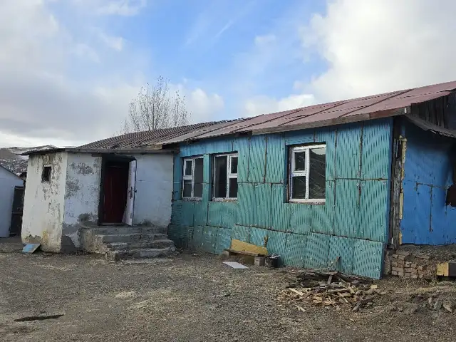 Хайлаастад хашаа байшин, Улаанбаатар — Чингэлтэй — 16-р хороо