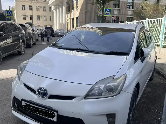 Toyota Prius 30