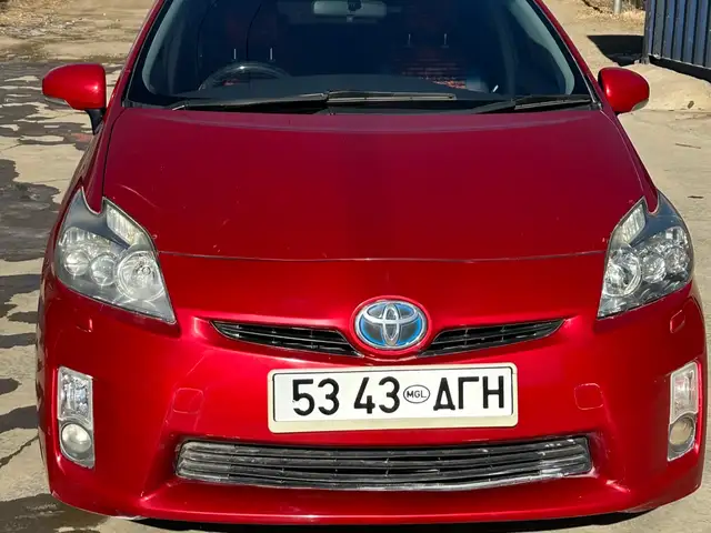 Toyota Prius 30