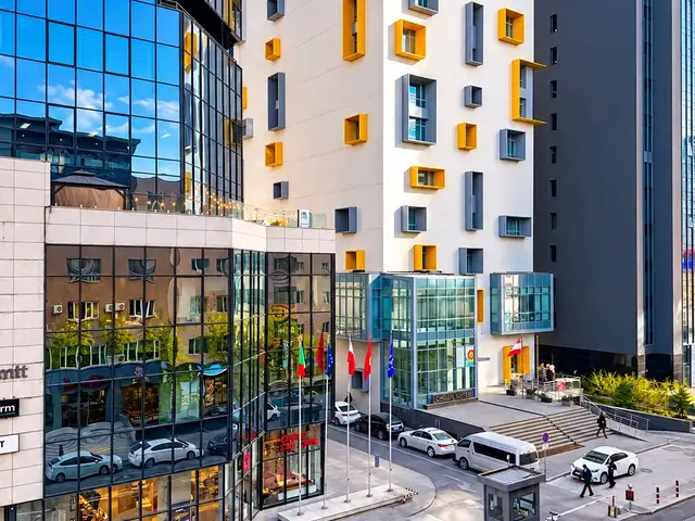 Blue sky tower-н ард choijin suites-д 3 өрөө 132мкв орон сууц, Улаанбаатар — Сүхбаатар — 1-р хороо