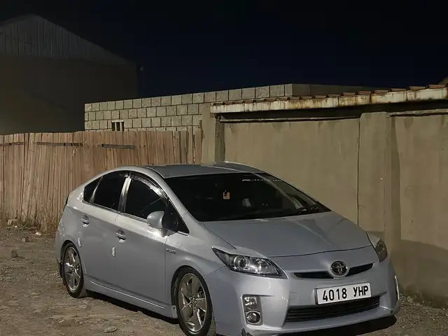 Toyota Prius 30