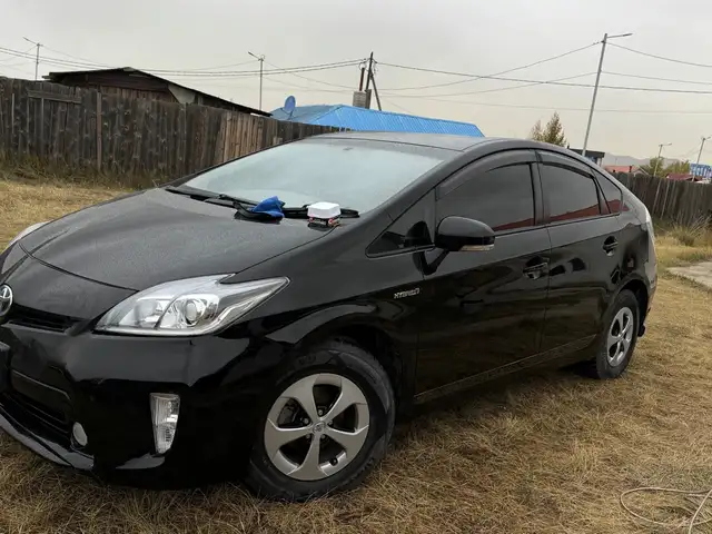 Toyota Prius 30