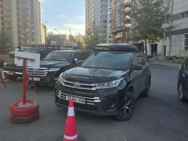 Toyota Kluger