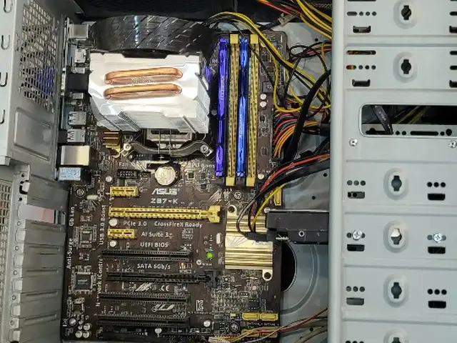 i7 4770 dan protsessor, Улаанбаатар — Сонгинохайрхан — Толгойт