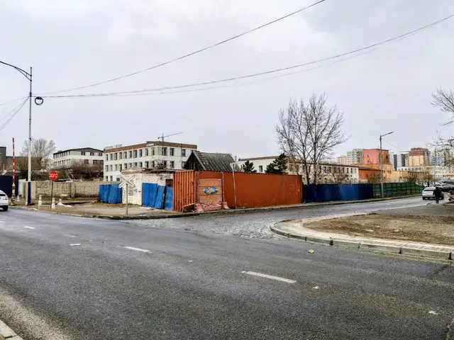 Таван шард зам дагуу газар, Улаанбаатар — Сүхбаатар — 20-р хороо