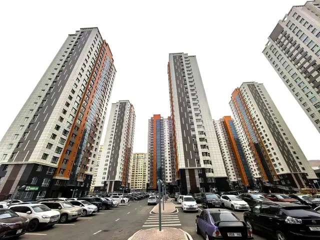 Худ, 18-р хороо хүннү-3 хотхонд 4 өрөө орон сууц, Улаанбаатар — Хан-Уул — 18-р хороо