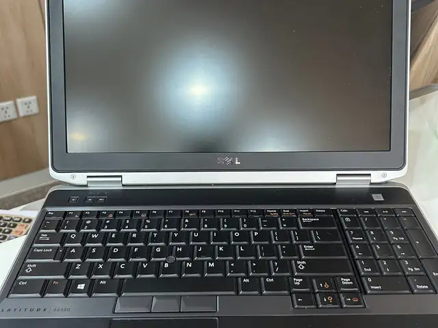 Dell 15'', Intel Core i5, 8 GB RAM, HDD, Улаанбаатар — Хан-Уул — Хүннү