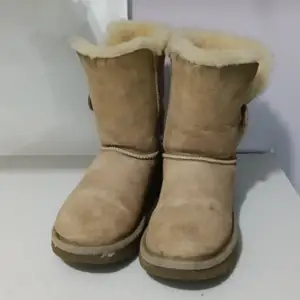 UGG, Улаанбаатар — Баянзүрх — 13-р хороолол