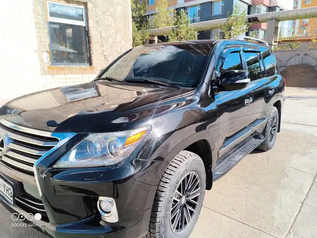 Lexus LX 570