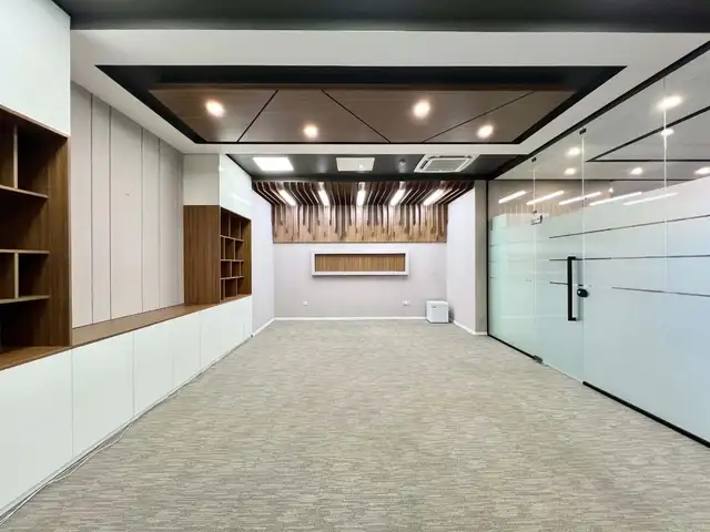 Циркийн урд UB central 1 давхарт 88м² талбай, Улаанбаатар — Сүхбаатар — 3-р хороо