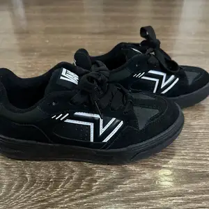 Vans upland size 38, Улаанбаатар — Баянгол — Ханбүргэдэй