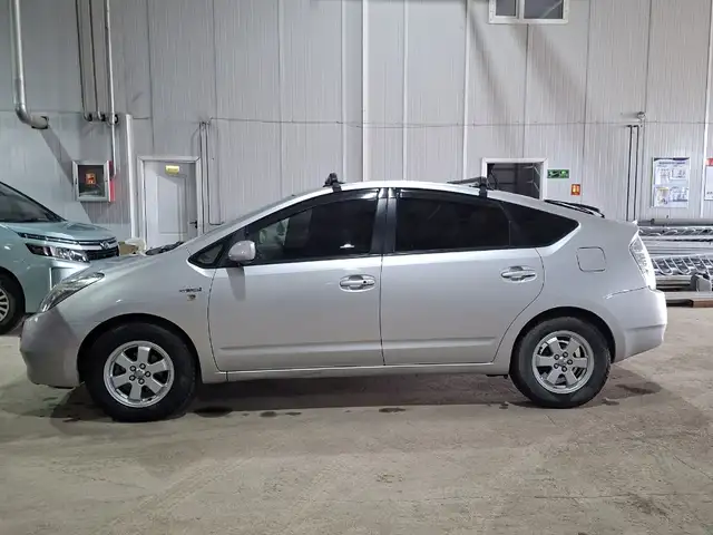 Toyota Prius 20