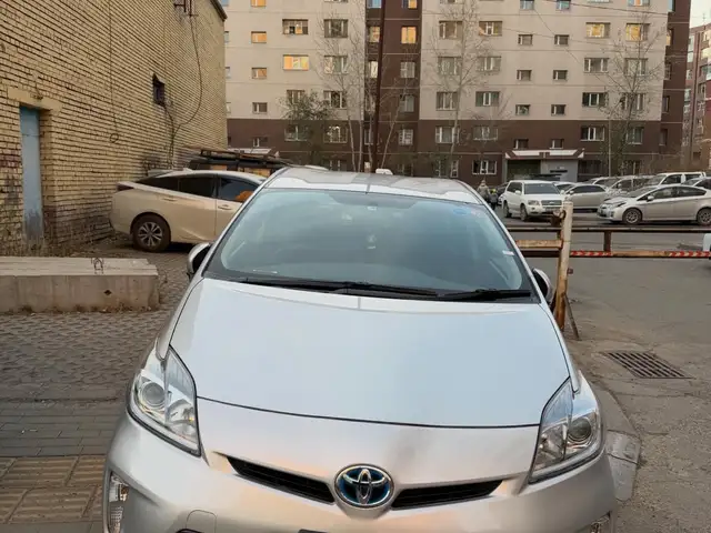 Toyota Prius 30