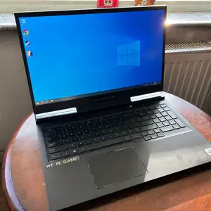 Dell 17", Intel Core i7, 16 GB RAM, 512 GB, Улаанбаатар — Сүхбаатар — 3-р хороо