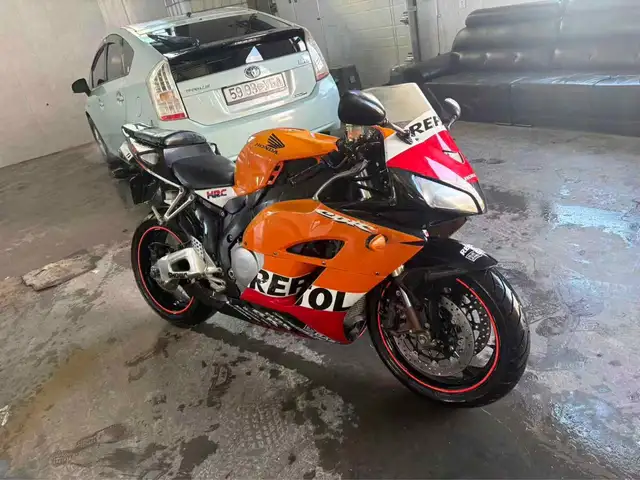 Japan honda cbr fireblade repsol edition 2007, Улаанбаатар — Баянзүрх — 16-р хороолол