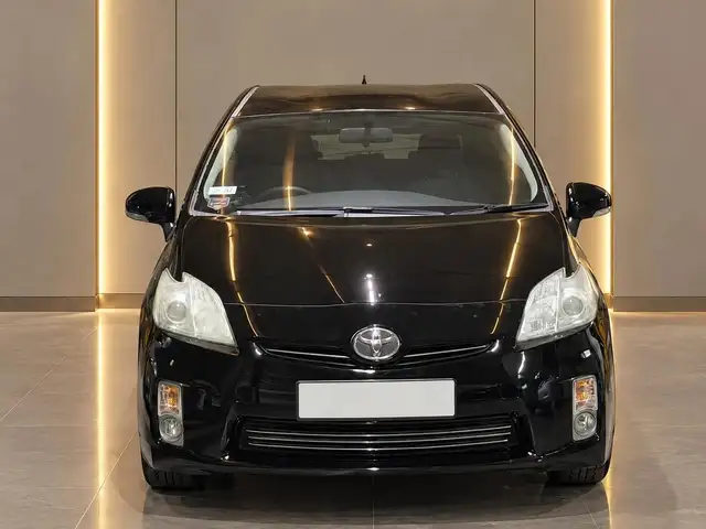 Toyota Prius 30