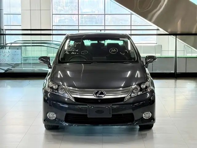 Lexus HS