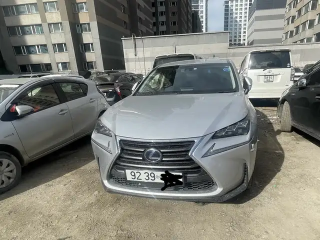 Lexus NX