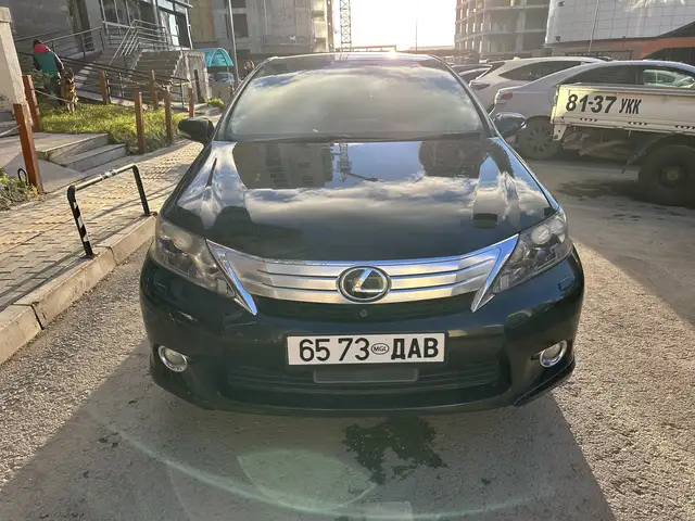 Lexus HS