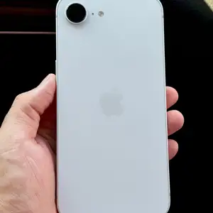 Apple iPhone 16e, 128 gb, Улаанбаатар — Баянгол — 12-р хороо